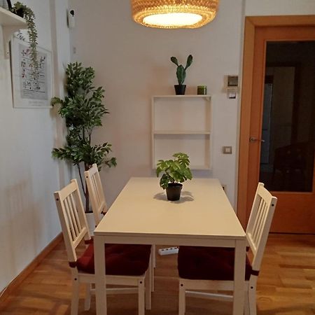 Private Rooms Near Las Ramblas Барселона Екстериор снимка