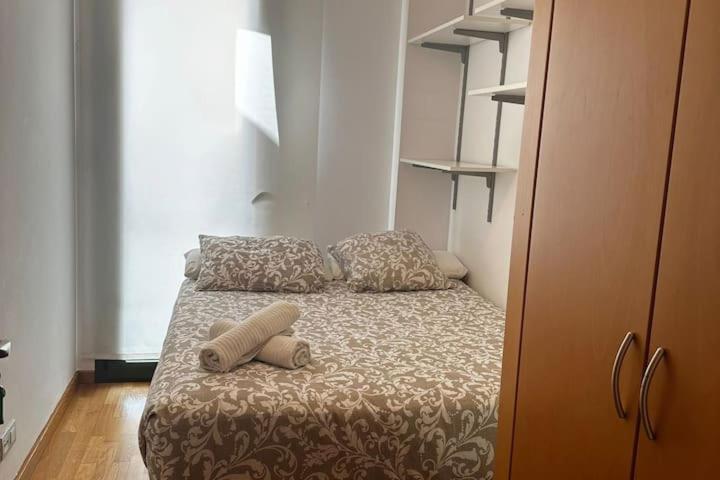 Private Rooms Near Las Ramblas Барселона Екстериор снимка
