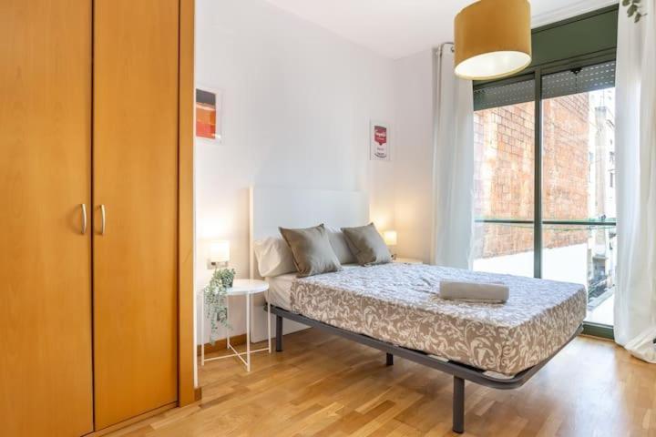 Private Rooms Near Las Ramblas Барселона Екстериор снимка
