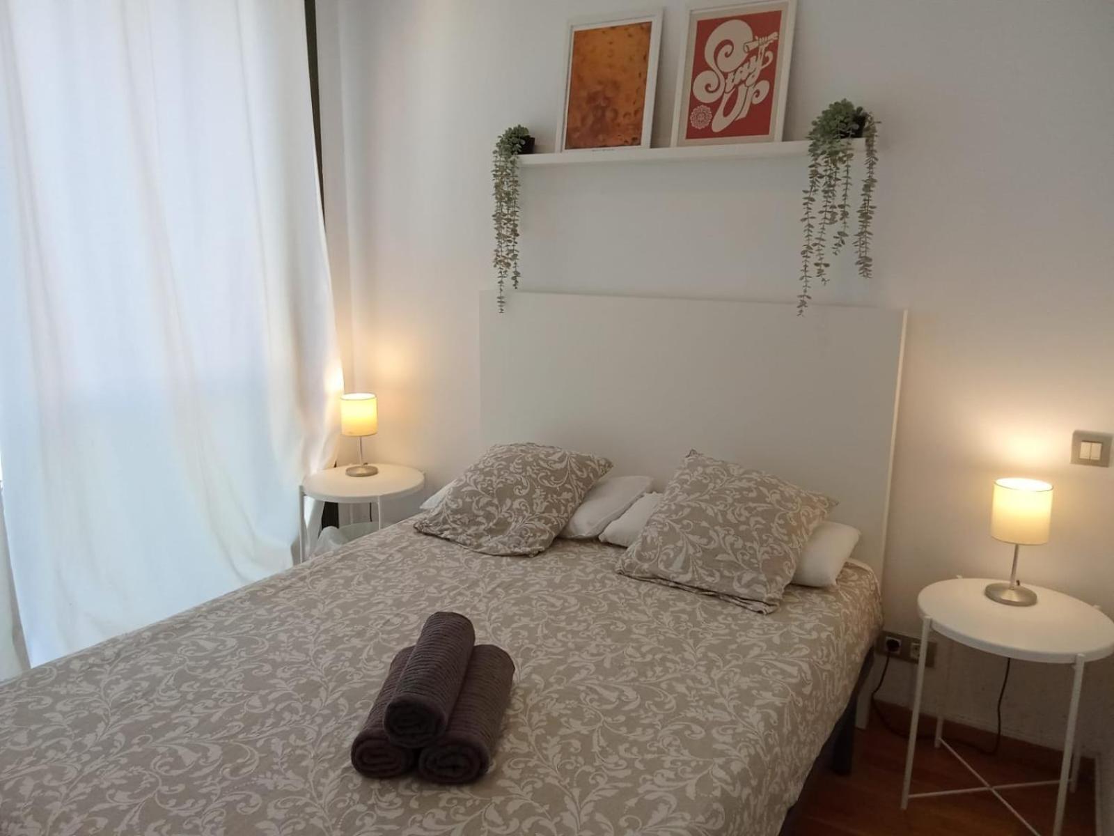 Private Rooms Near Las Ramblas Барселона Екстериор снимка